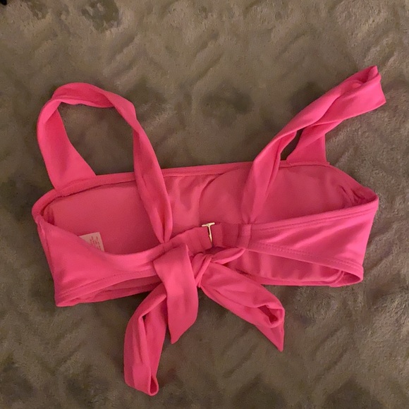 Swimsuit - Picture 2 of 4